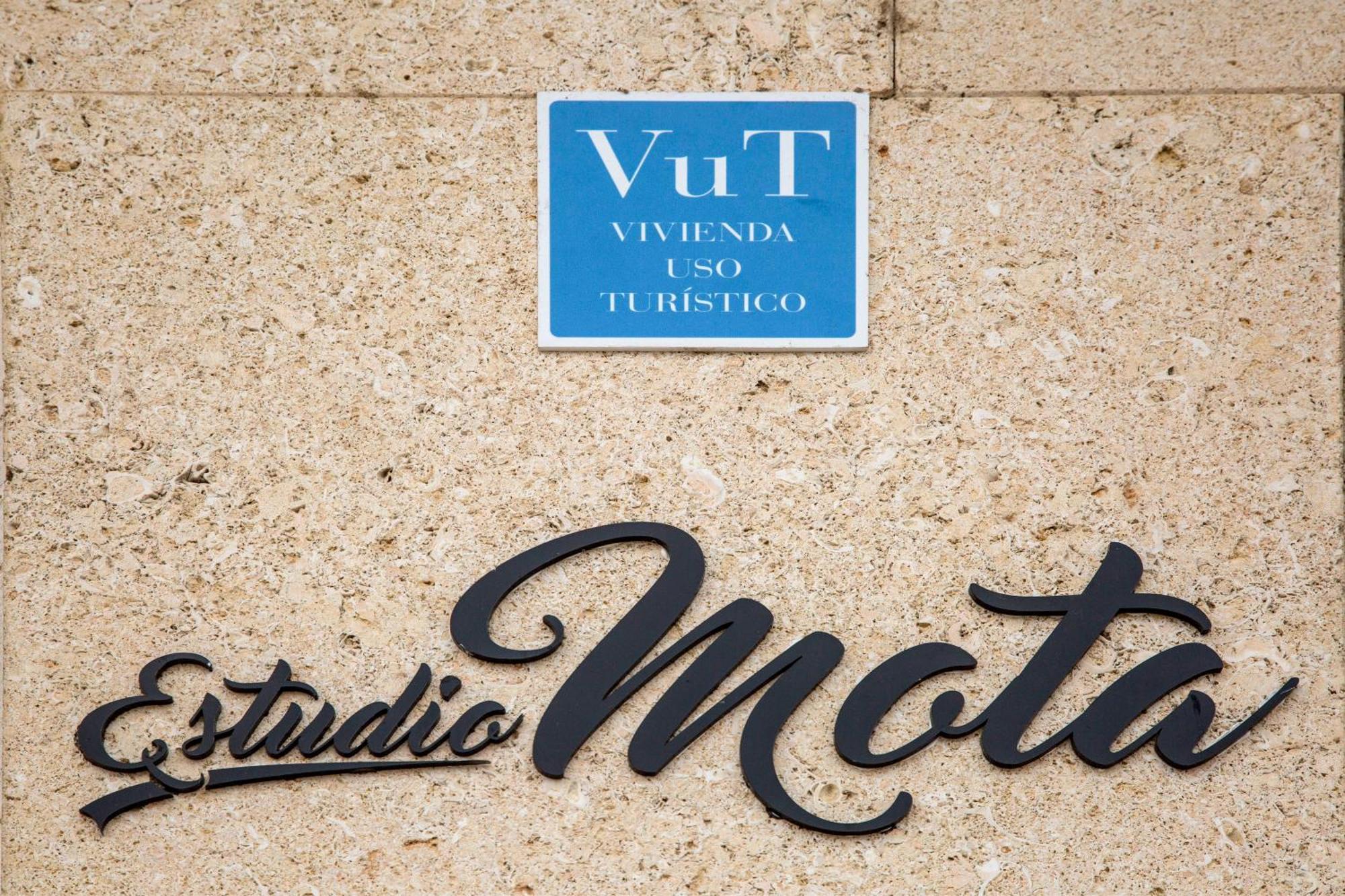 Estudio Mota *